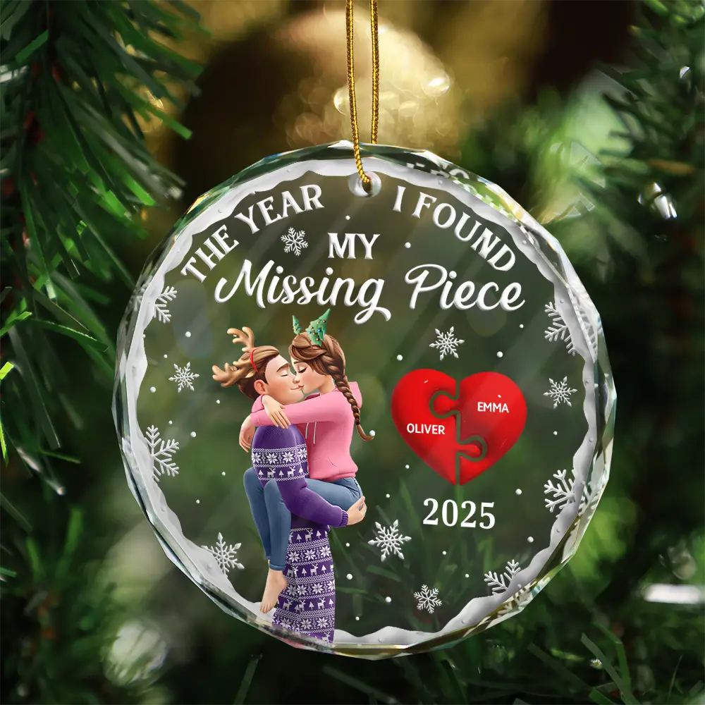 The Year I Found My Missing Piece Kissing Couples 3D - Personalized Acrylic Ornament