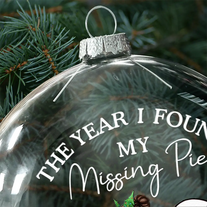 The Year I Found My Missing Piece Kissing Couples - Personalized Clear Flat Ball Ornament